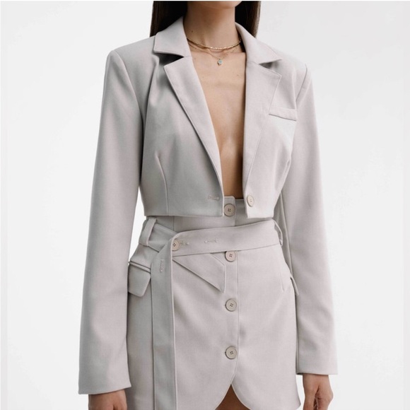 Ruve Women blazer Long Sleeve V-neck Single Button Slim Expose Navel Top size XS - Picture 2 of 16